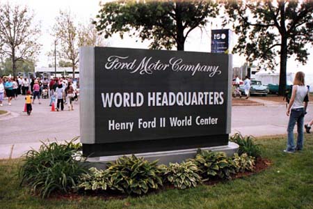 ford100-22