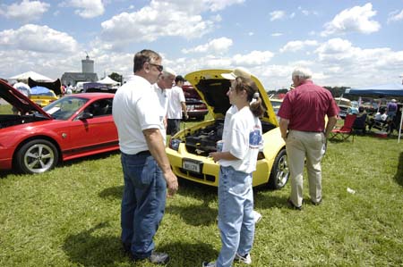v7annualshow026
